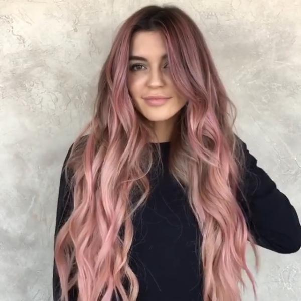 Lovely pink wig for fashion women