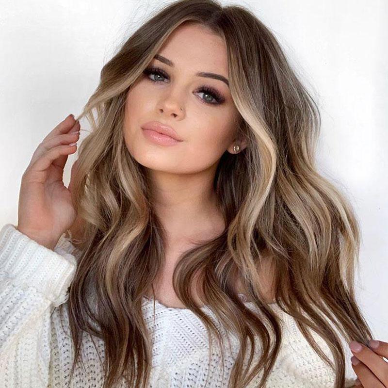 Soft smooth blonde wig